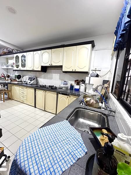 Rumah Teres 2 Tingkat untuk Dijual di Usj 11 (Subang Jaya) - NORFADILAH ZAINUDDIN - Kitchen - PropertyGuru.com.my