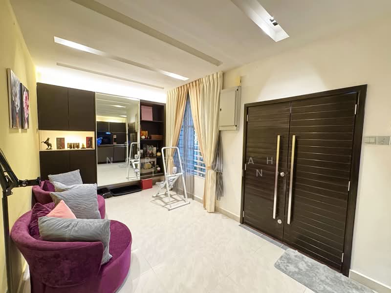Semi-Detached House for Sale in Ampang Jaya (Ampang) - NORFADILAH ZAINUDDIN - Living Room - PropertyGuru.com.my