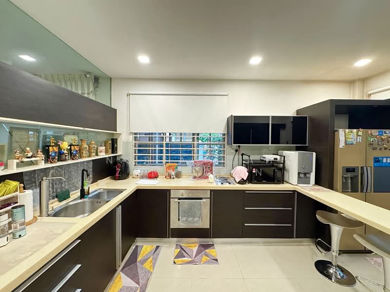 Semi-Detached House for Sale in Ampang Jaya (Ampang) - NORFADILAH ZAINUDDIN - Kitchen - PropertyGuru.com.my