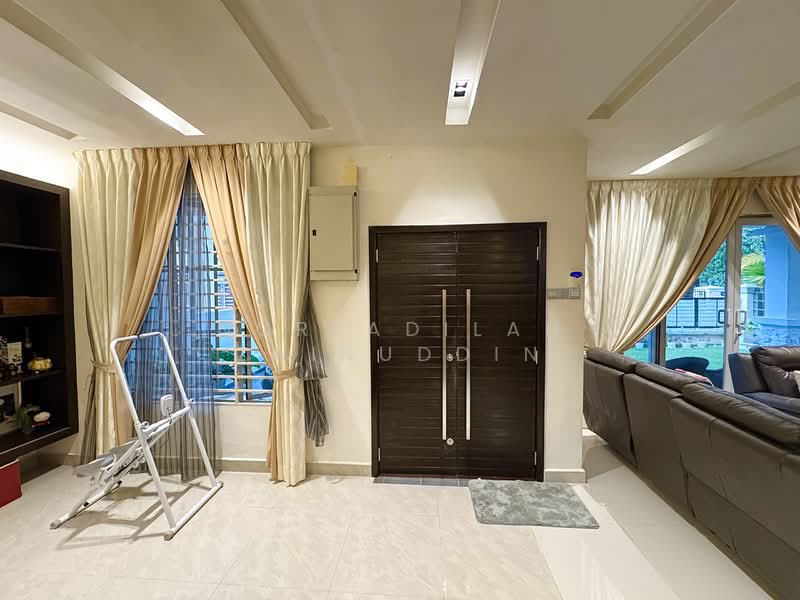 Semi-Detached House for Sale in Ampang Jaya (Ampang) - NORFADILAH ZAINUDDIN - Living Room - PropertyGuru.com.my