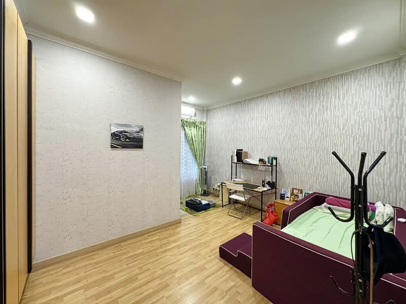 Semi-Detached House for Sale in Ampang Jaya (Ampang) - NORFADILAH ZAINUDDIN - Bedroom - PropertyGuru.com.my