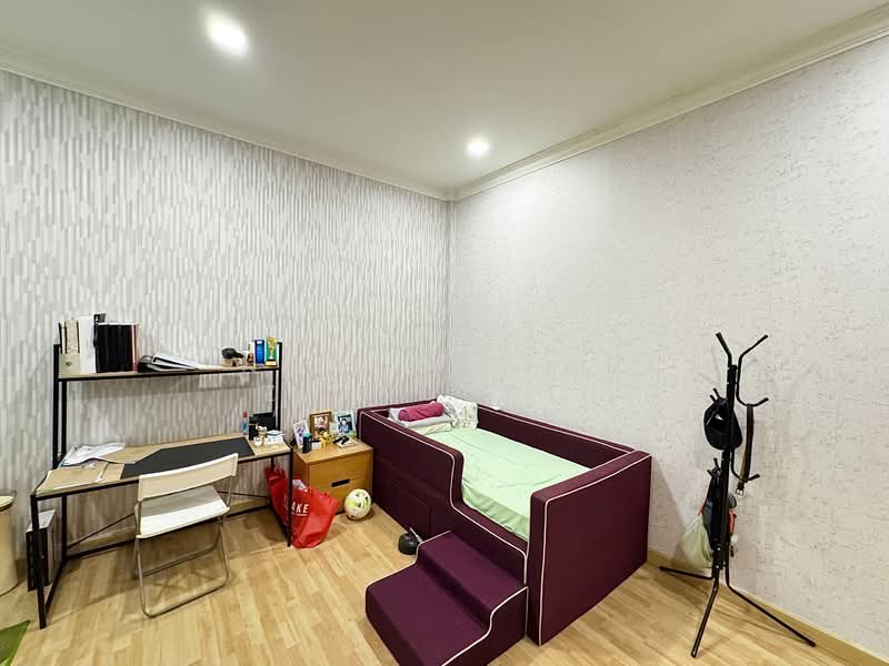 Semi-Detached House for Sale in Ampang Jaya (Ampang) - NORFADILAH ZAINUDDIN - Bedroom - PropertyGuru.com.my