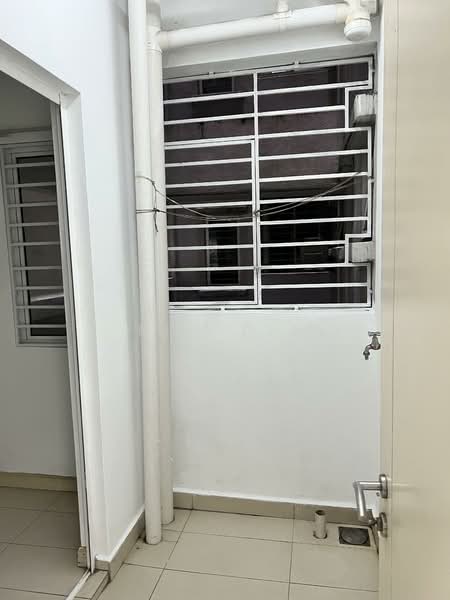 Servis Apartment untuk Disewa di Tiara Mutiara / The Crown - Kim Lee - PropertyGuru.com.my