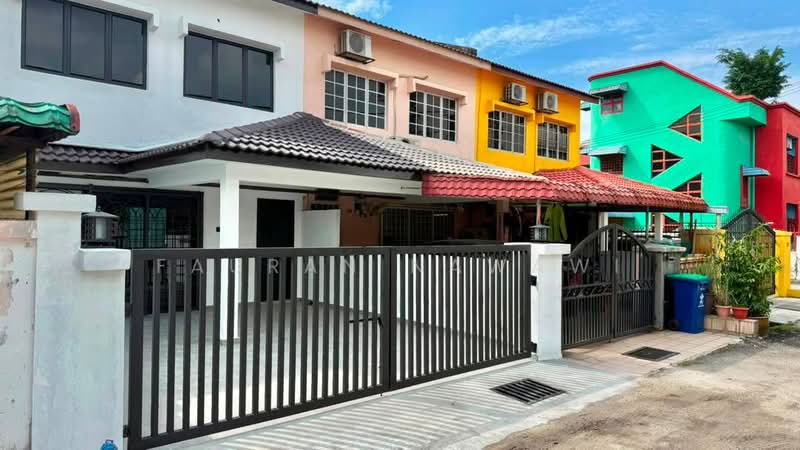 2-storey Terraced House for Sale in Puchong (Selangor) - Fauran Nawawi - PropertyGuru.com.my