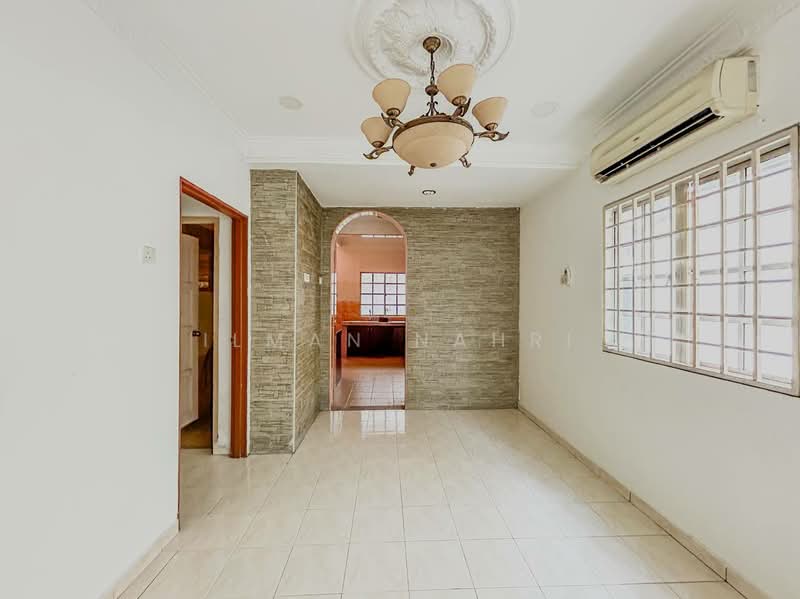 Rumah Teres 2 Tingkat untuk Dijual di Taman Sutera (Kajang) - Ilman Nahri - Interior - PropertyGuru.com.my