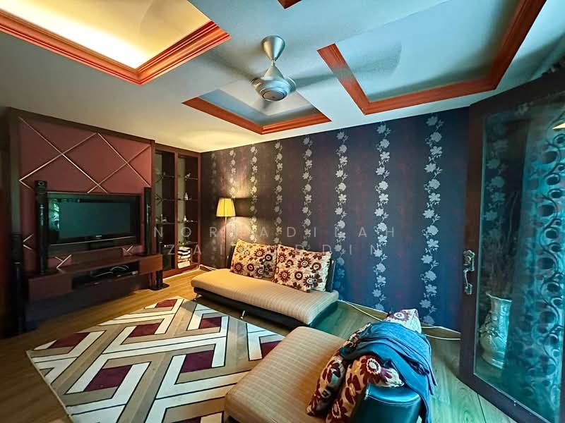 Semi-Detached House for Sale in Ampang Jaya (Ampang) - NORFADILAH ZAINUDDIN - Living Room - PropertyGuru.com.my