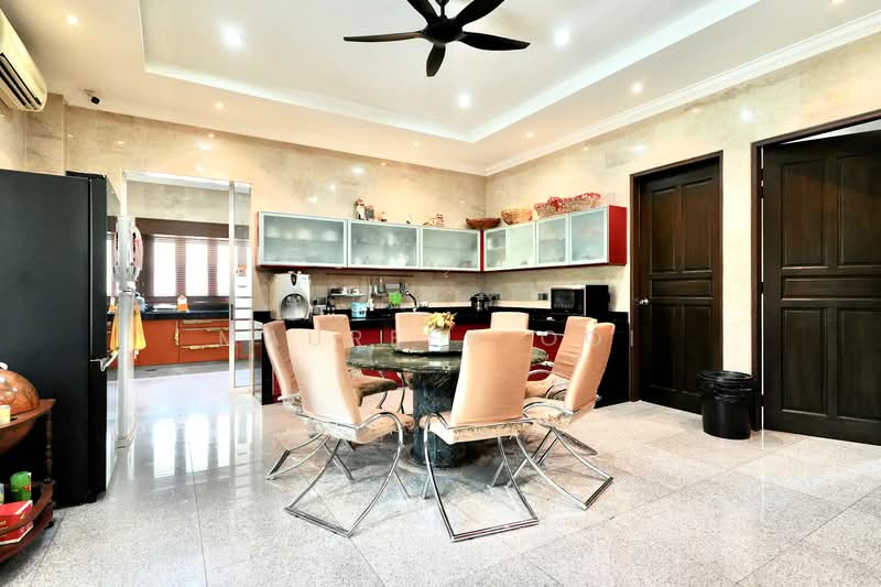 Rumah Banglo untuk Dijual di Seksyen 9 (Kota Damansara) - Maureen Ooi - Kitchen - PropertyGuru.com.my