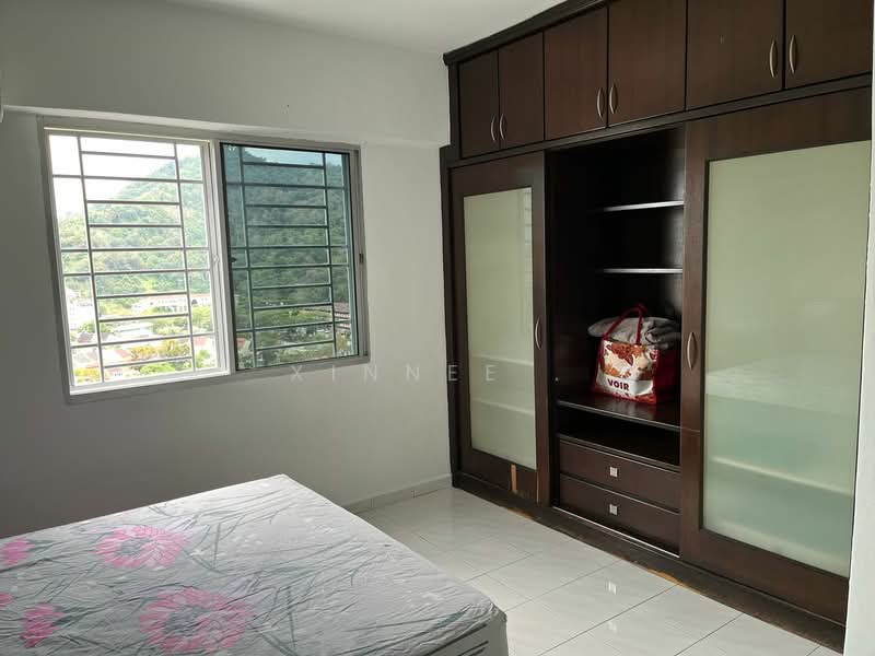 Pangsapuri untuk Disewa di Taman Pekaka Apartment - Xinnee . - Bedroom - PropertyGuru.com.my