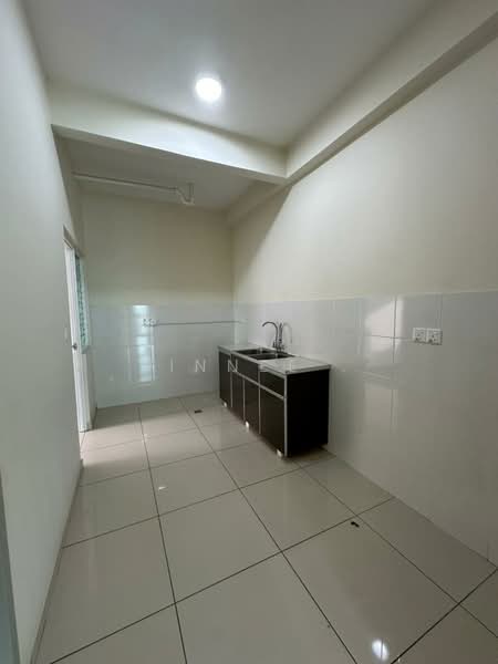 Kondominium untuk Disewa di Straits Garden Condominium - Xinnee . - Kitchen - PropertyGuru.com.my