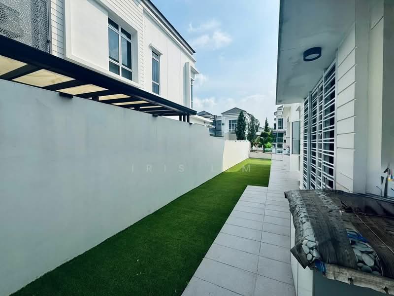 Rumah Kluster untuk Dijual di Setia Tropika (Johor Bahru) - Iris Lim - PropertyGuru.com.my
