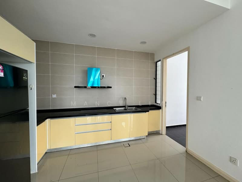 Service Residence for Rent at D'Pristine - Mancy Lim - Kitchen - PropertyGuru.com.my