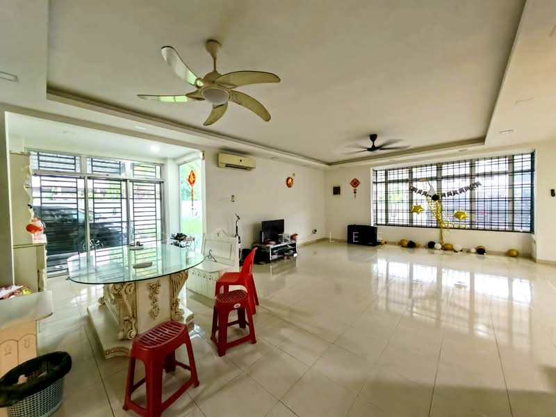 Rumah Teres 2 Tingkat untuk Dijual di Ehsan Jaya (Johor Bahru) - Calvin Lee - PropertyGuru.com.my