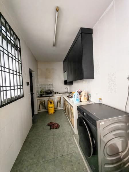 Rumah Teres 2 Tingkat untuk Dijual di Ehsan Jaya (Johor Bahru) - Calvin Lee - PropertyGuru.com.my