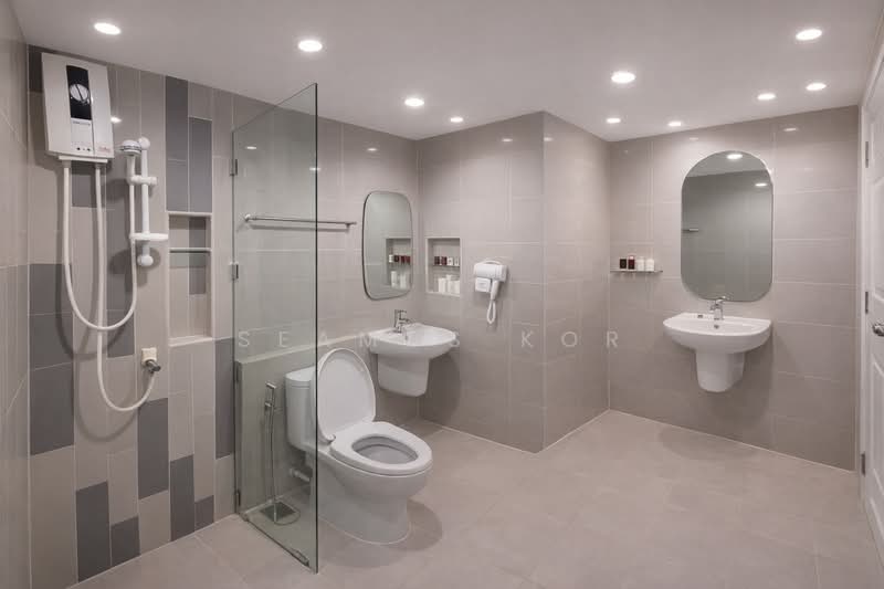 Shop for Sale in Chow Kit (KL City Centre) - Seamus Kor - Bathroom - PropertyGuru.com.my