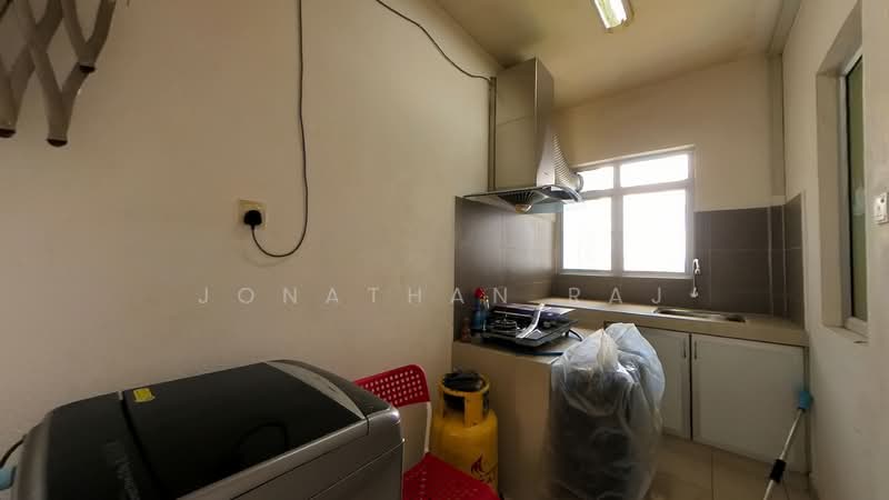 Condominium for Sale at Alam Puri - Jonathan Raj - Kitchen - PropertyGuru.com.my