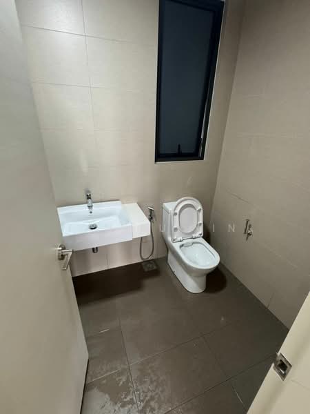 Kondominium untuk Disewa di Kuchai Sentral - Tan Ru Xin - Bathroom - PropertyGuru.com.my