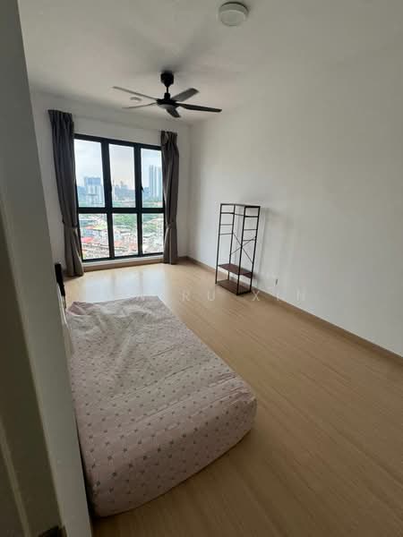 Kondominium untuk Disewa di Kuchai Sentral - Tan Ru Xin - Bedroom - PropertyGuru.com.my
