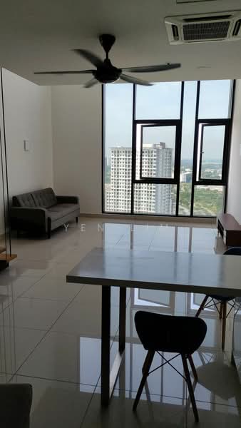 Servis Apartment untuk Disewa di Centrus Soho - Yen Lim - Living Room - PropertyGuru.com.my