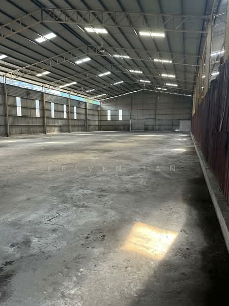 Warehouse for Rent in Kampung Desa Aman (Sungai Buloh) - Kelven Tan - Interior - PropertyGuru.com.my