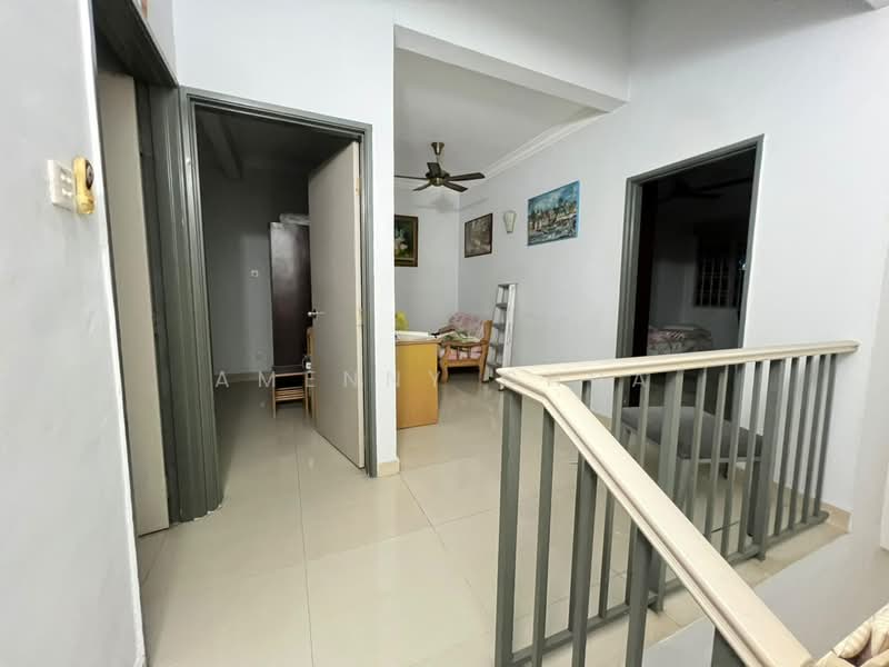 2-storey Terraced House for Sale in Sunway Batu Caves (Batu Caves) - Amenny Chua - (Living Room) 012-2734993 - PropertyGuru.com.my