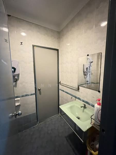 2-storey Terraced House for Sale in Sunway Batu Caves (Batu Caves) - Amenny Chua - (Bathroom) 012-2734993 - PropertyGuru.com.my