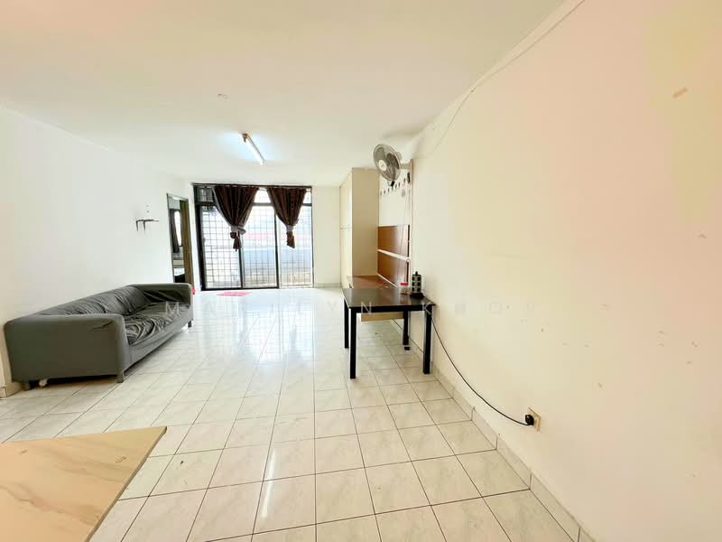 Condominium for Sale at Kenanga Point - Marilyn Khor - Living Room - PropertyGuru.com.my