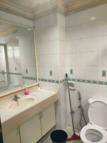 Condominium for Rent at Cyber Heights Villa - Yen Lim - Bathroom - PropertyGuru.com.my