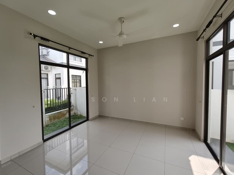 Semi-Detached House for Rent in Puncak Alam (Selangor) - Benson Lian - Living Room - PropertyGuru.com.my
