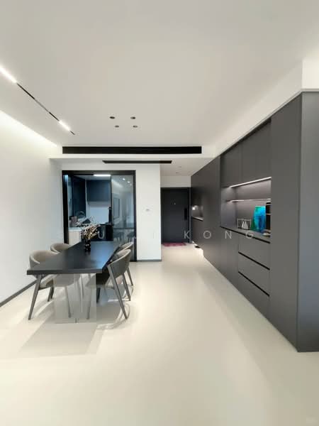 Servis Apartment untuk Dijual di Emerald 9 - Shu Ji Kong - Dining Room - PropertyGuru.com.my