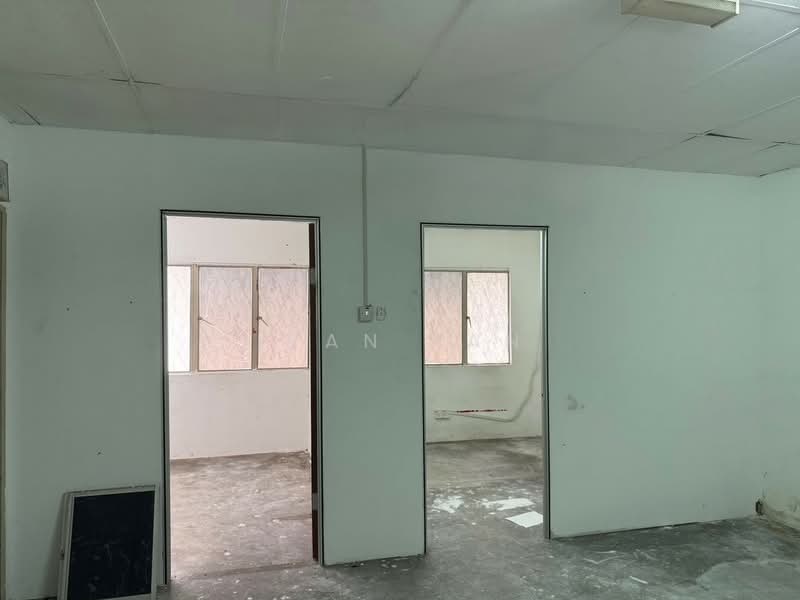 Factory for Rent in Saujana (Selangor) - Ivan Tan - Interior - PropertyGuru.com.my