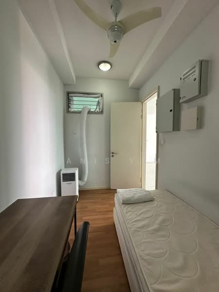 Kondominium untuk Disewa di LaCosta @ Sunway South Quay - Janis Yim - Bedroom - PropertyGuru.com.my