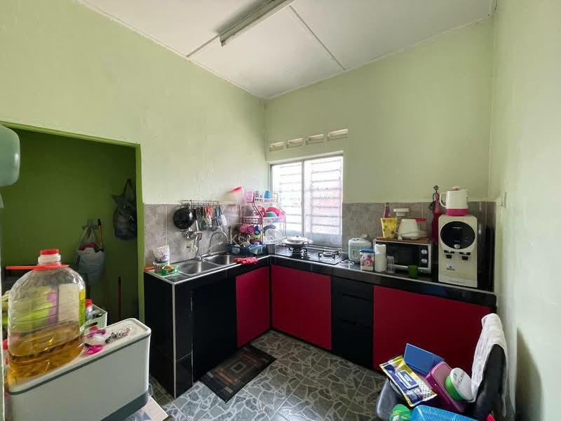 Rumah Teres 1 Tingkat untuk Dijual di Taman Universiti (Sri Gading) - VK Hng - PropertyGuru.com.my