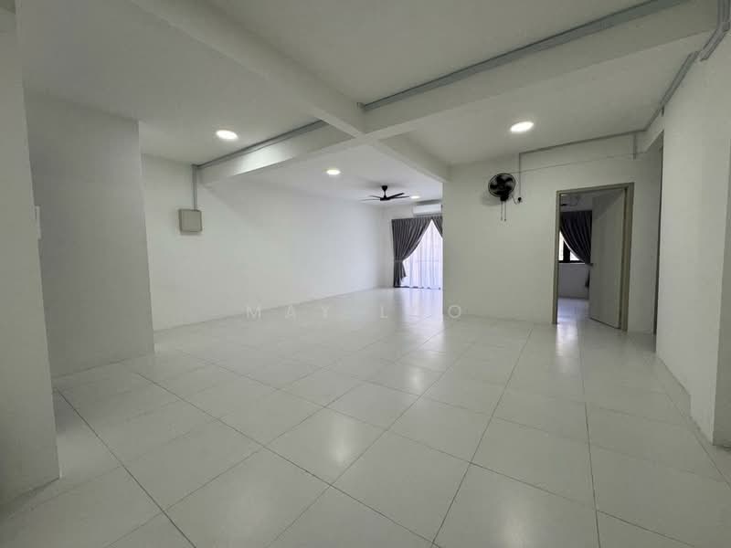 Kondominium untuk Disewa di Treetops Residence - May Loo - Living Room - PropertyGuru.com.my