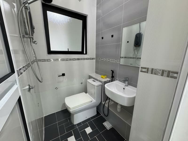 Kondominium untuk Disewa di Treetops Residence - May Loo - Bathroom - PropertyGuru.com.my