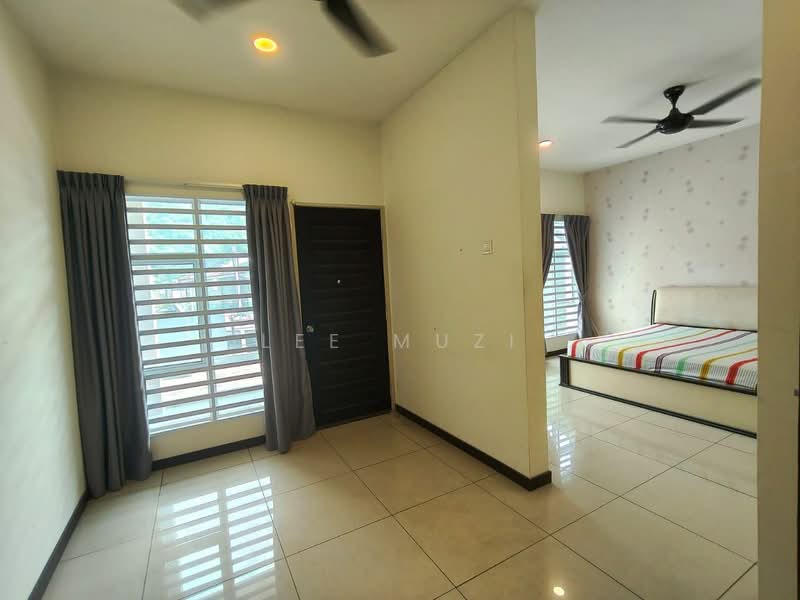 2-storey Terraced House for Sale in Desa Lang Indah (Ipoh) - Lee Muzi - Bedroom - PropertyGuru.com.my