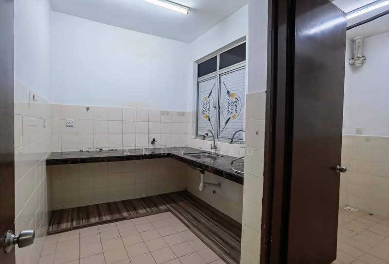 Condominium for Rent at Cyberia Smart Homes - Andy Lau - Kitchen - PropertyGuru.com.my