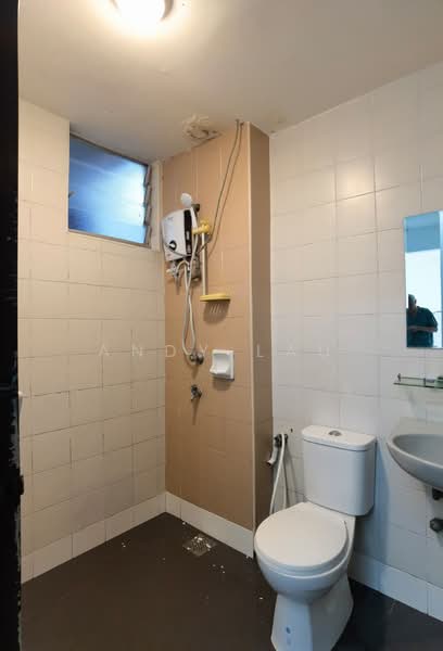 Condominium for Rent at Cyberia Smart Homes - Andy Lau - Bathroom - PropertyGuru.com.my