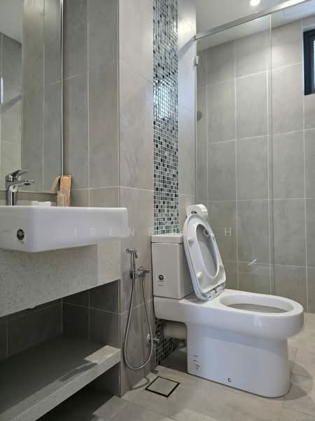 Condominium for Rent at Queens Residences Q2 @ Queens Waterfront - Irene Goh - Bathroom - PropertyGuru.com.my