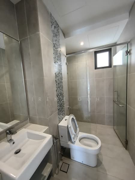 Condominium for Rent at Queens Residences Q2 @ Queens Waterfront - Irene Goh - Bathroom - PropertyGuru.com.my