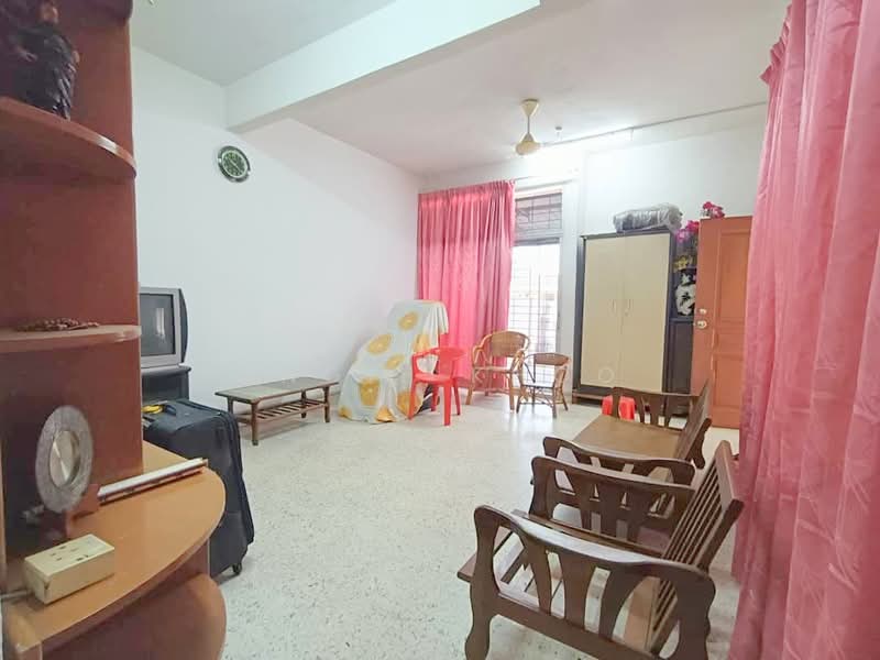 Rumah Teres 2 Tingkat untuk Dijual di Perai (Penang) - Angie Khoo - Living Room - PropertyGuru.com.my