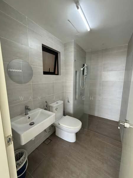 Servis Apartment untuk Disewa di SouthPlace Residences @ Tropicana Metropark - Wan Jia Shun - Bathroom - PropertyGuru.com.my