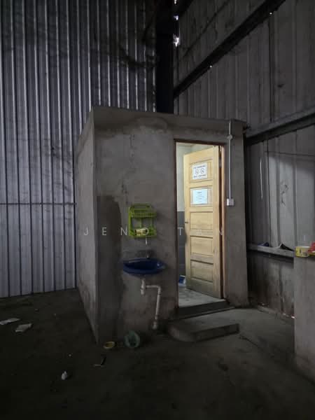 Warehouse for Rent in Kuching (Sarawak) - Jeno Tan - Interior - PropertyGuru.com.my