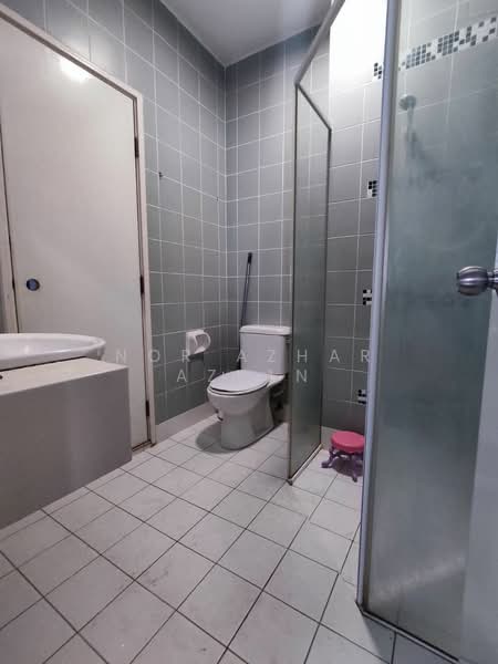 2-storey Terraced House for Sale in Sunway Alam Suria (Shah Alam) - Nor Azhar Azlan - Bathroom - PropertyGuru.com.my