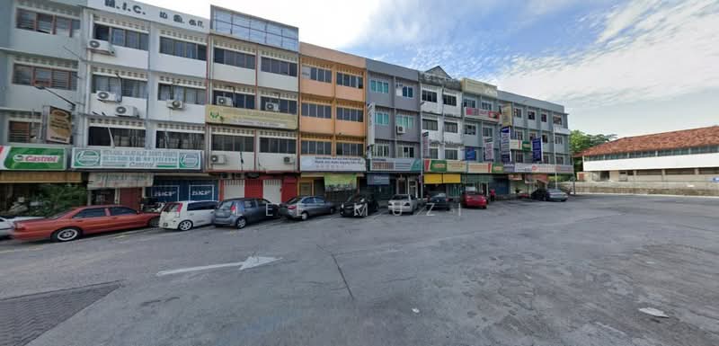 Shop / Office for Sale in Ipoh (Perak) - Lee Muzi - Exterior - PropertyGuru.com.my