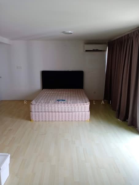 Kondominium untuk Dijual di Empire Damansara (Empire SOHO 2) - Raymond Lai - Bedroom - PropertyGuru.com.my