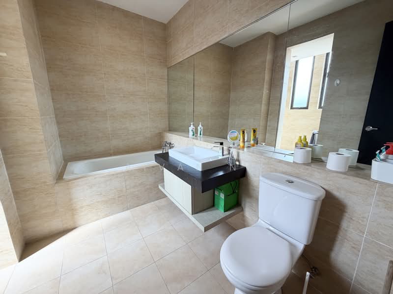 Semi-Detached House for Sale in Mutiara Seputeh (Seputeh) - Aivan Ng - Bathroom - PropertyGuru.com.my