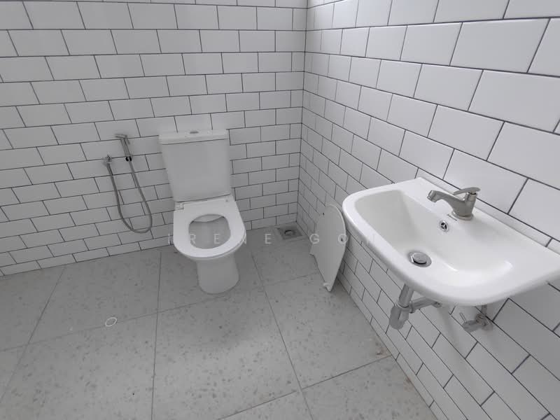 Semi-Detached House for Rent in Tanjung Bungah (Penang) - Irene Goh - Bathroom - PropertyGuru.com.my