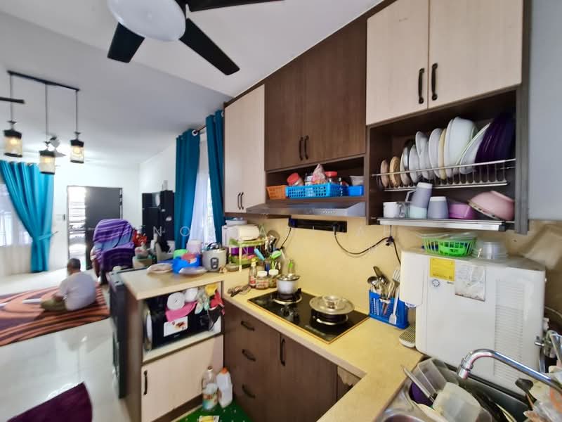 Terraced House for Sale in Kuala Selangor (Selangor) - NORFADILAH ZAINUDDIN - Kitchen - PropertyGuru.com.my