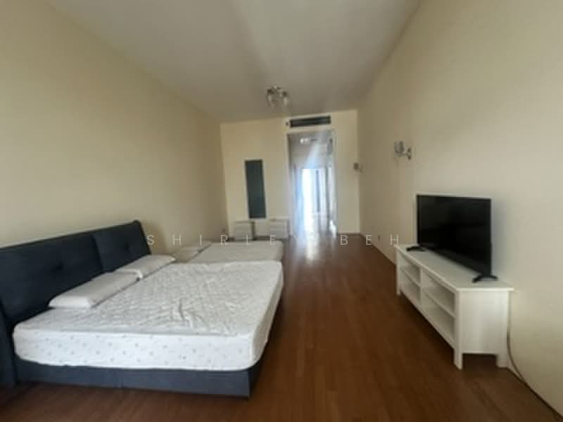 Kondominium untuk Disewa di 8 Gurney (The Shore Condominium) - Shirley Beh - Living Room - PropertyGuru.com.my