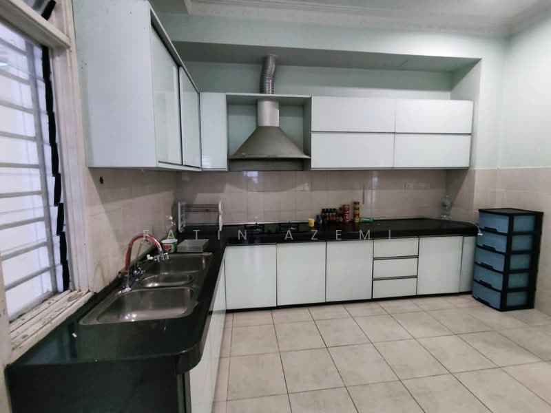2-storey Terraced House for Sale in Sunway Alam Suria (Shah Alam) - Fatin Azemi - Kitchen - PropertyGuru.com.my